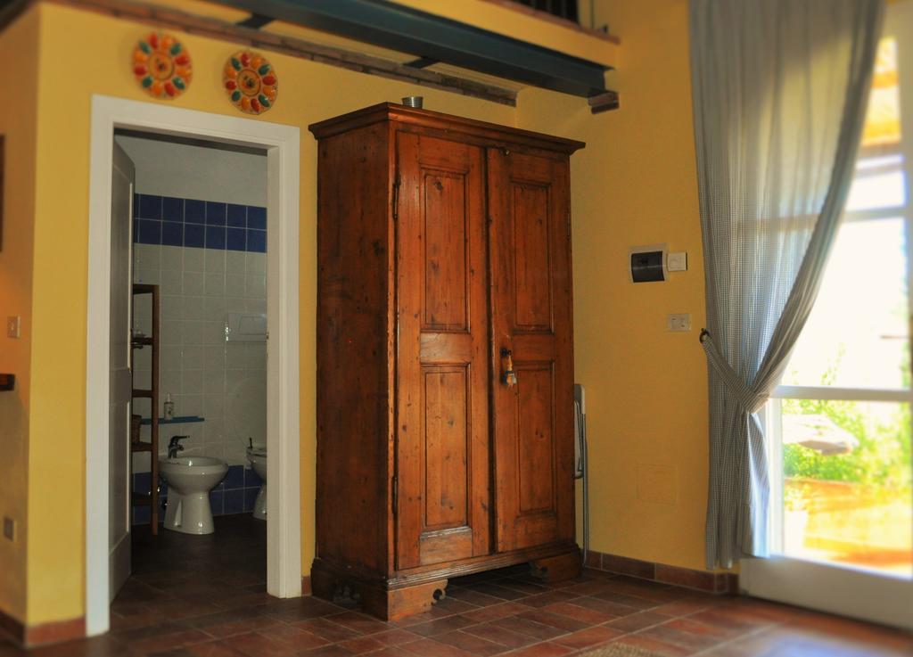 Podere L'Olmaia Marsiliana Exterior photo